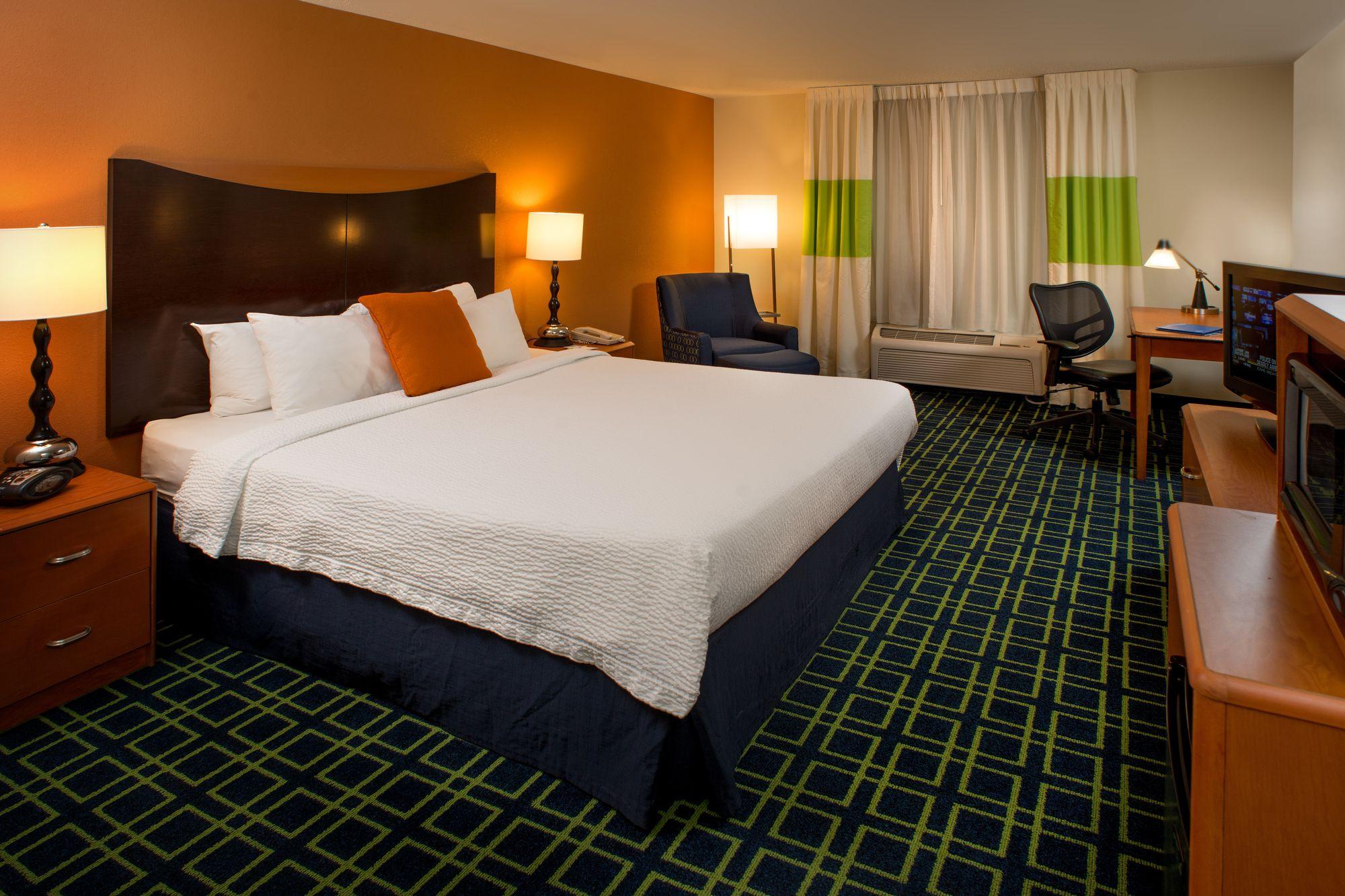 Best Western Plus Beckley Inn Exterior photo